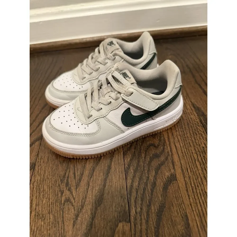 Nike Air Force One White green Little Kids Size 10.5c $90